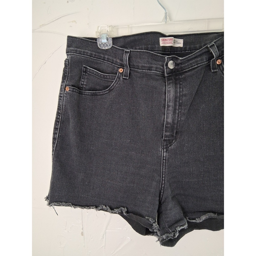 Signature Levi Strauss Black‎ Jean Shorts High Rise Womens Size 18 Grunge 90s - Picture 3 of 7